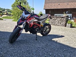 Ducati Hypermotard 821