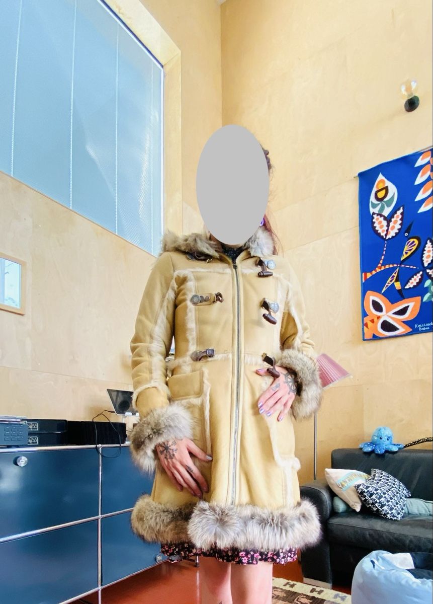 Prada Manteaux: Klassischer Wintermantel von PRADA Grösse 36 – D'occasion à Widnau par Kamfiloulove