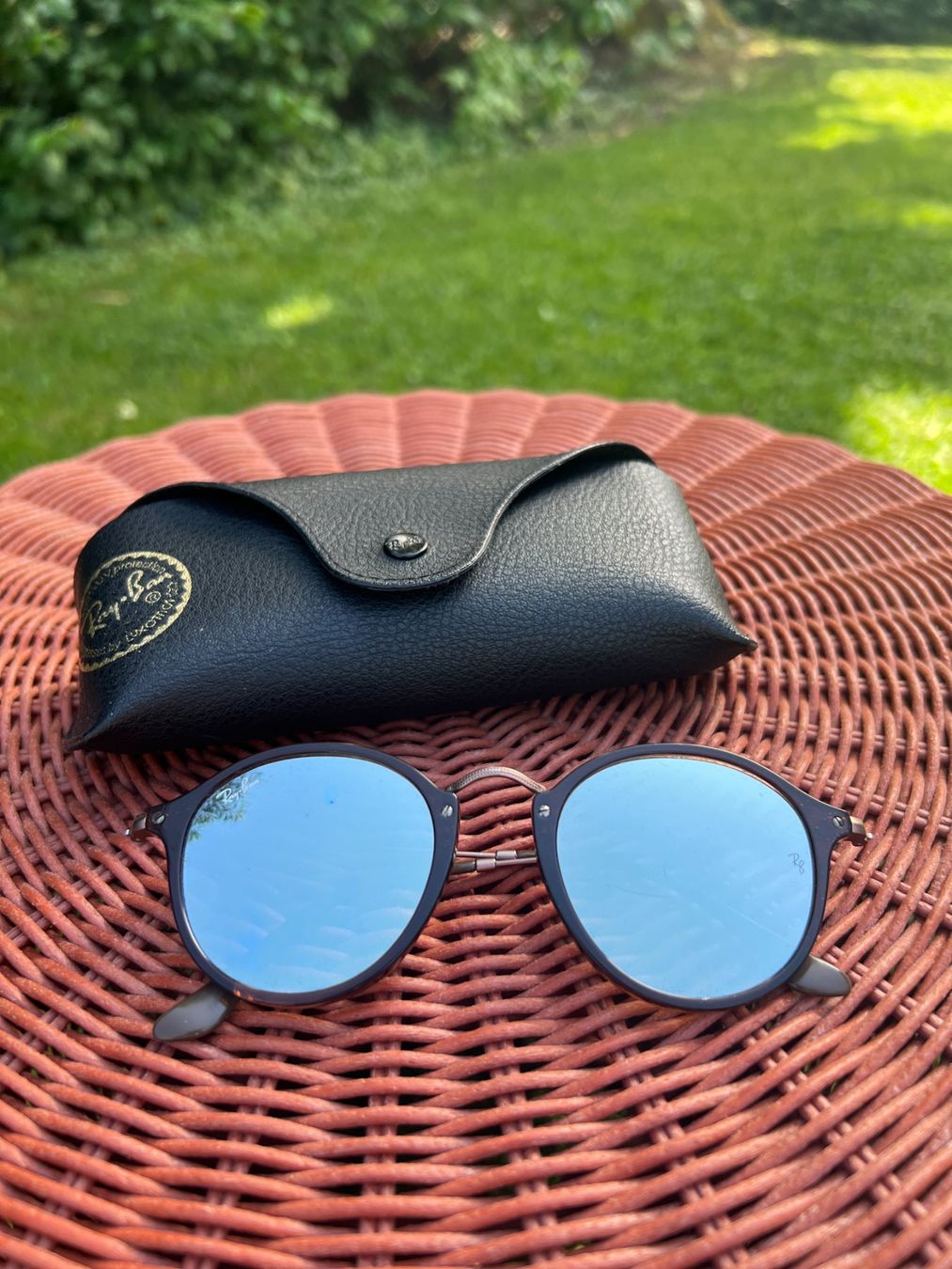 Occhiali & Lenti: Ray Ban Sonnenbrille mit Etui – Usato da Wallisellen venduto da Val1990 1