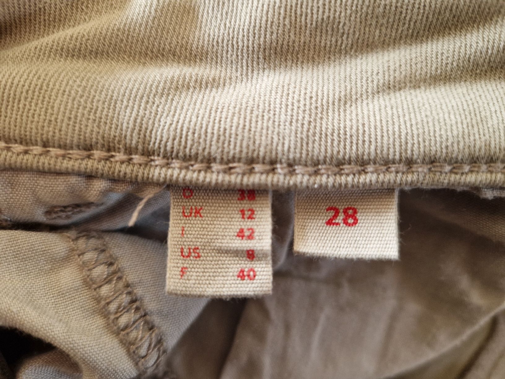 Esprit Pantaloni: Esprit Damen-Jeans Gr. 28 – Usato da Kloten venduto da somsing 3