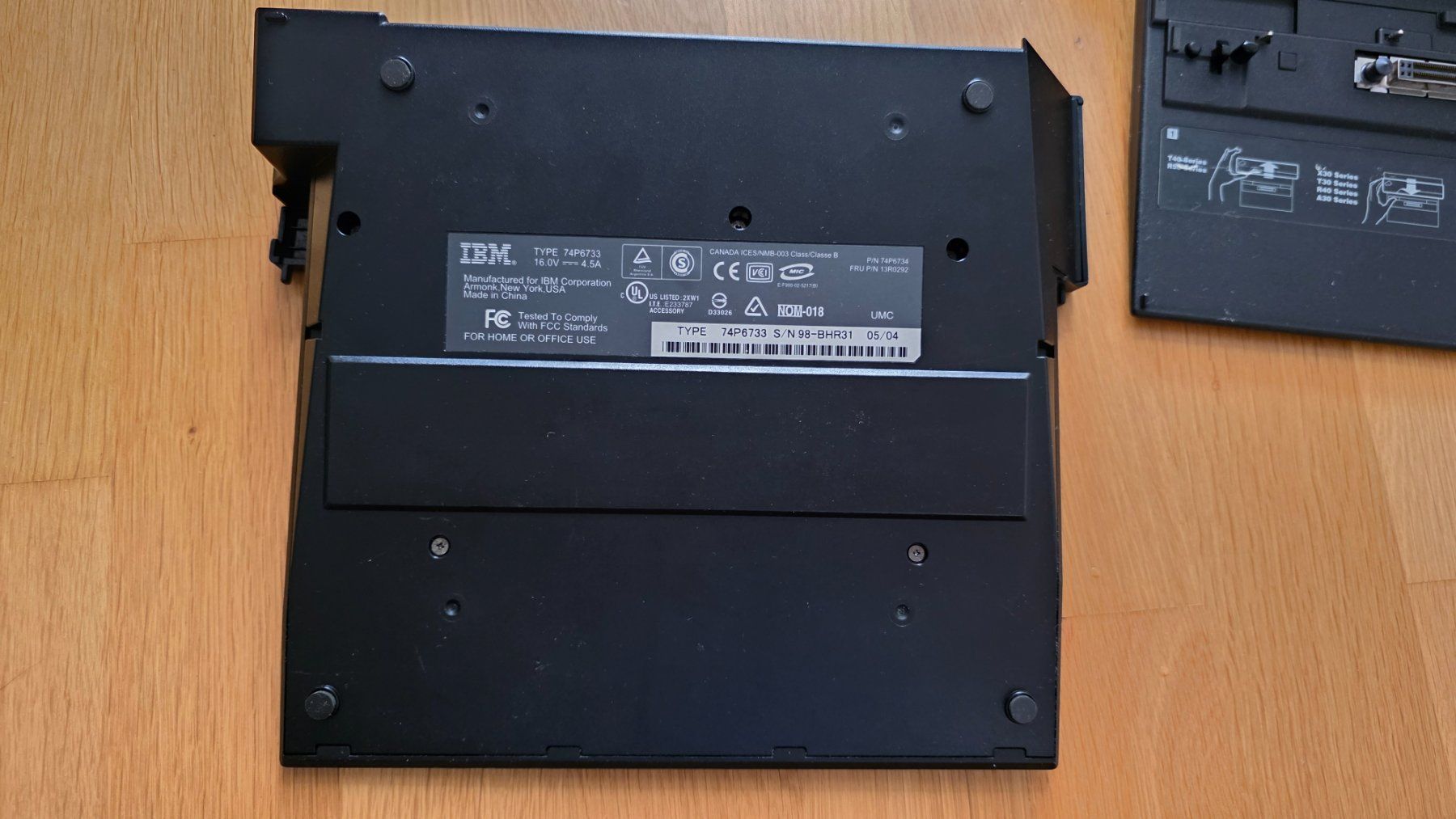 IBM Docking station: 2x IBM Dockingstation – Difettoso da Zürich venduto da Lemon007 2