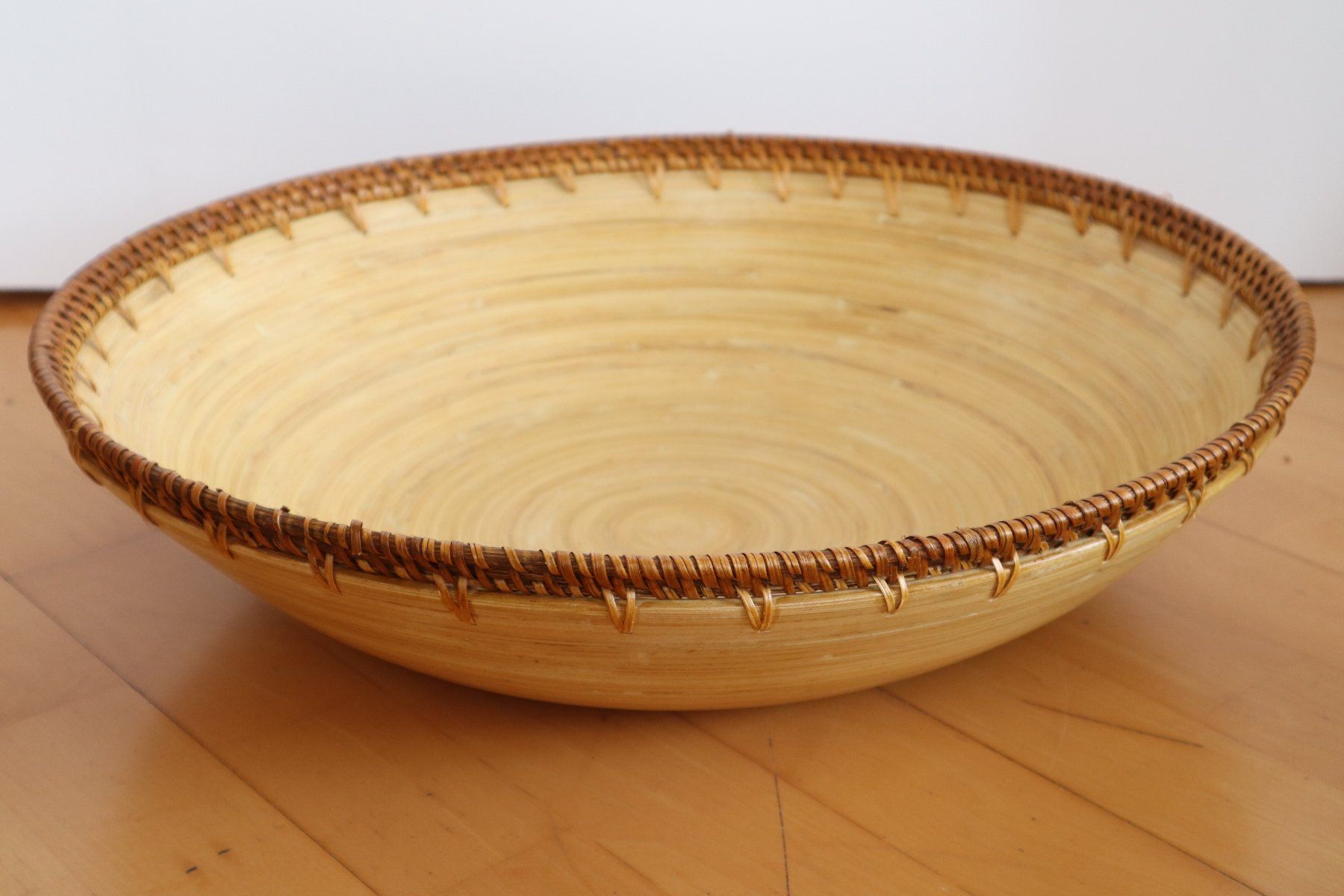 Altro per la casa: Holz Schale – Nuovo (secondo la descrizione) da Wattwil venduto da diamant1