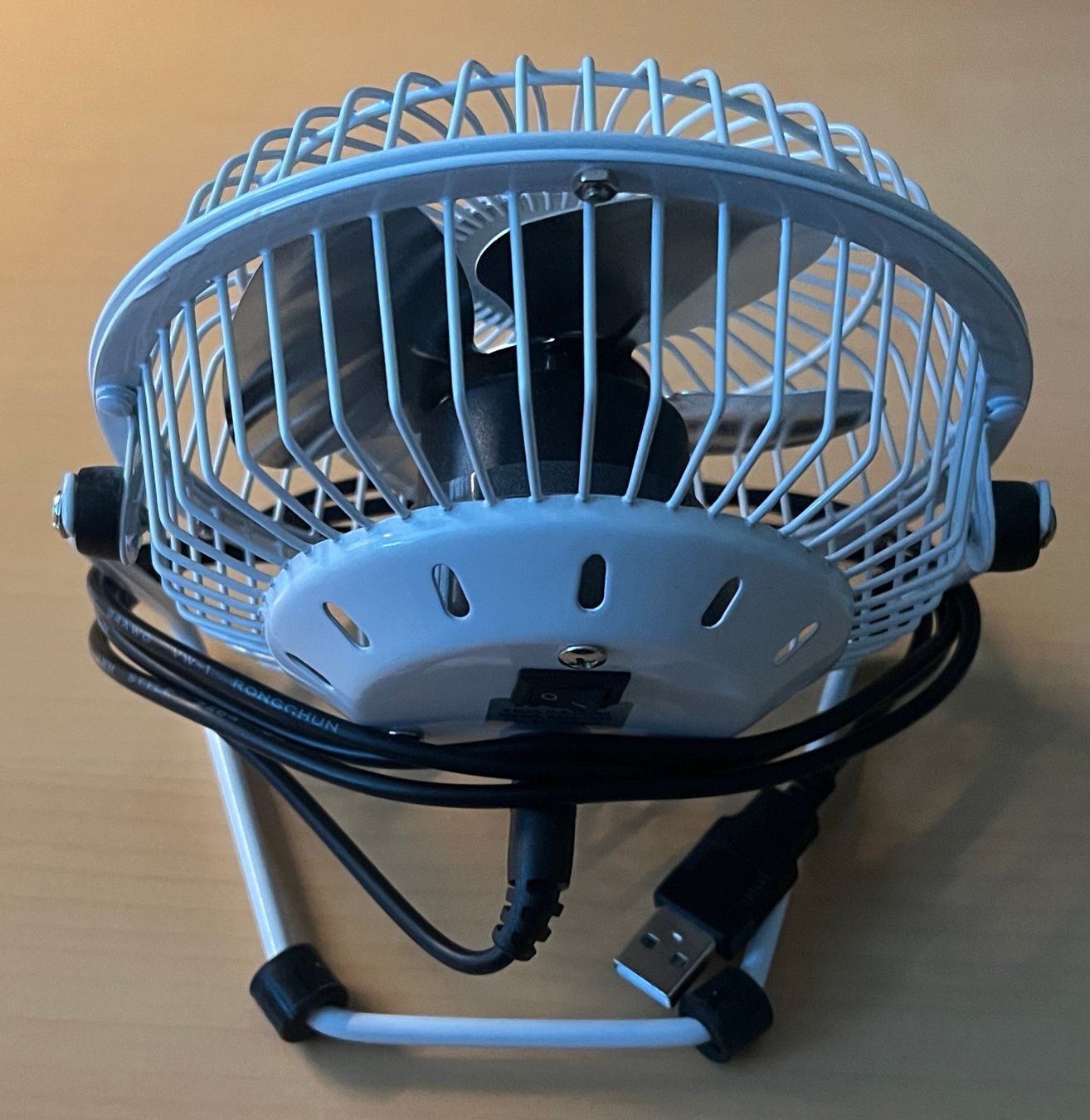 Trisa Ventilatori: Trisa 4-inch USB desk fan – Nuovo (secondo la descrizione) da Le Noirmont venduto da bouboun21 1