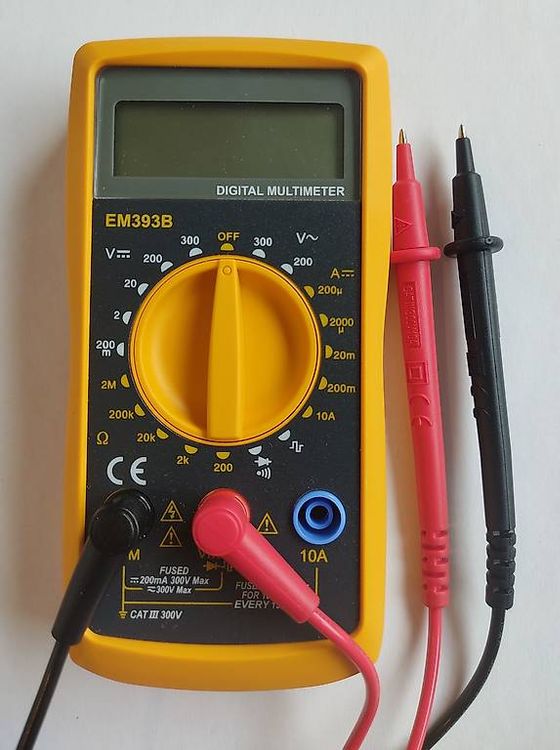 Digital Multimeter EM393B - präzise, vielseitig, robust | Kaufen auf ...