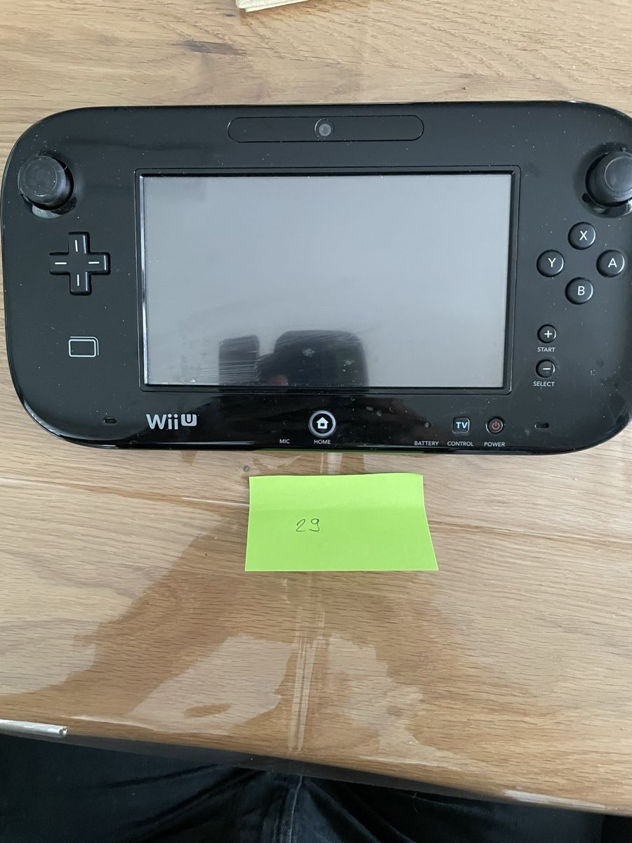 Nintendo Console: Nintendo Wii U Konsole schwarz, – Usato da Bazenheid venduto da Toni0141 2