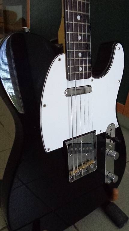 Fender Strumenti musicali: Fender Telecaster Exclusive Series JD Black - 2017 – Usato da Pianezzo venduto da JapanGuitars 2