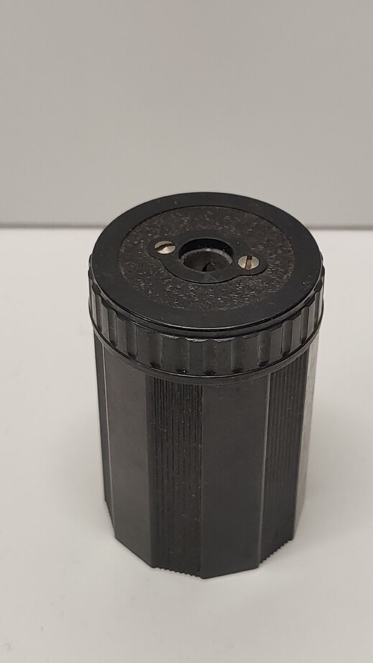 Temperini: Vintage Bakelit Spitzer (L25) – Usato da Neuenhof venduto da bro_9zsg