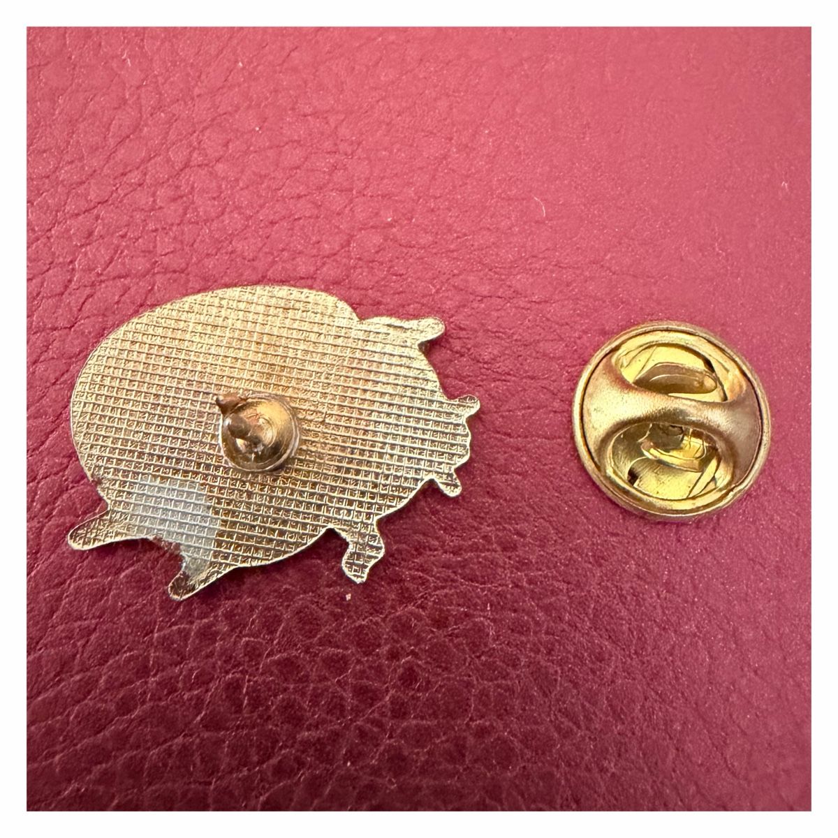 Placchette & Badge: Vintage-Pin - Marienkäfer – Nuovo (secondo la descrizione) da Schlieren venduto da RoPue 1