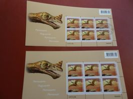 2010. 2 KLEINBOGEN POSTFRISCH + AUSGABETAG, DINOSAURIER