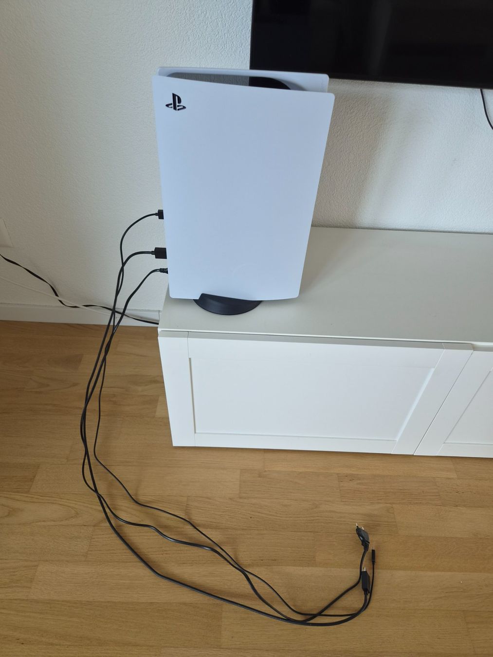 Sony Console: Playstation 5 inkl. 2 Controller & Originalverpackung – Nuovo e nell'imballaggio originale da Oberdiessbach venduto da jm_25 1