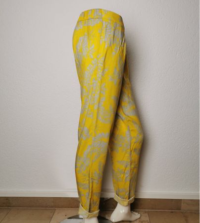 H&M Gelbe Sommerhose Blumenmuster Boho Stoffhose - S