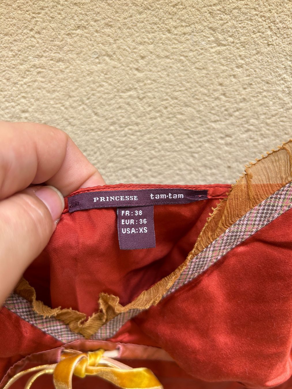Tops: pretty silk top – D'occasion à basel par wastedworld 2