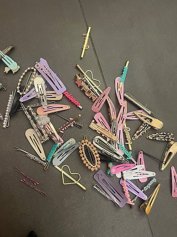 Accessori per capelli: Haaraccesoires für Kind / junge Mädchen – Usato da Lausen venduto da mirip86 4