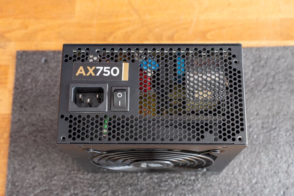 Corsair AX750 Netzteil 750W 80+ Gold modular - Top Zustand! (Gebraucht ...