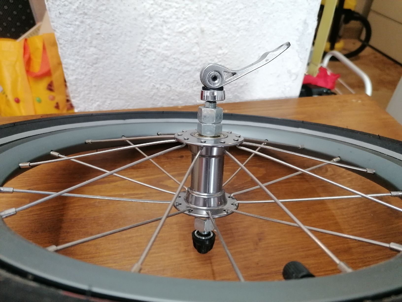 Pneumatici & Ruote complete: Thule Chariot CX2 Jogging Kit – Nuovo (secondo la descrizione) da Cadro venduto da AndreaDelMarum 2