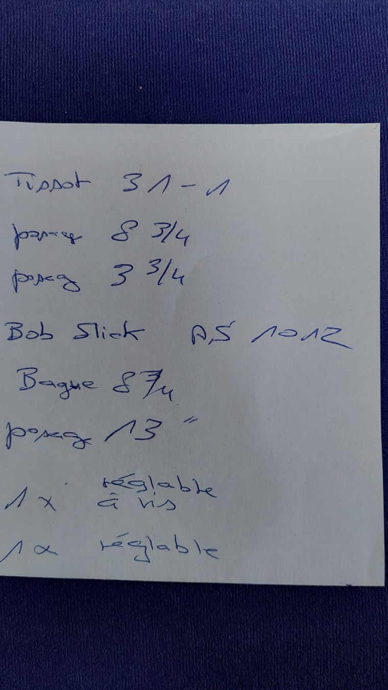 Tutti gli attrezzi: Lot de 7 outils porte-pièces – Usato da Marsens venduto da jogocade 7