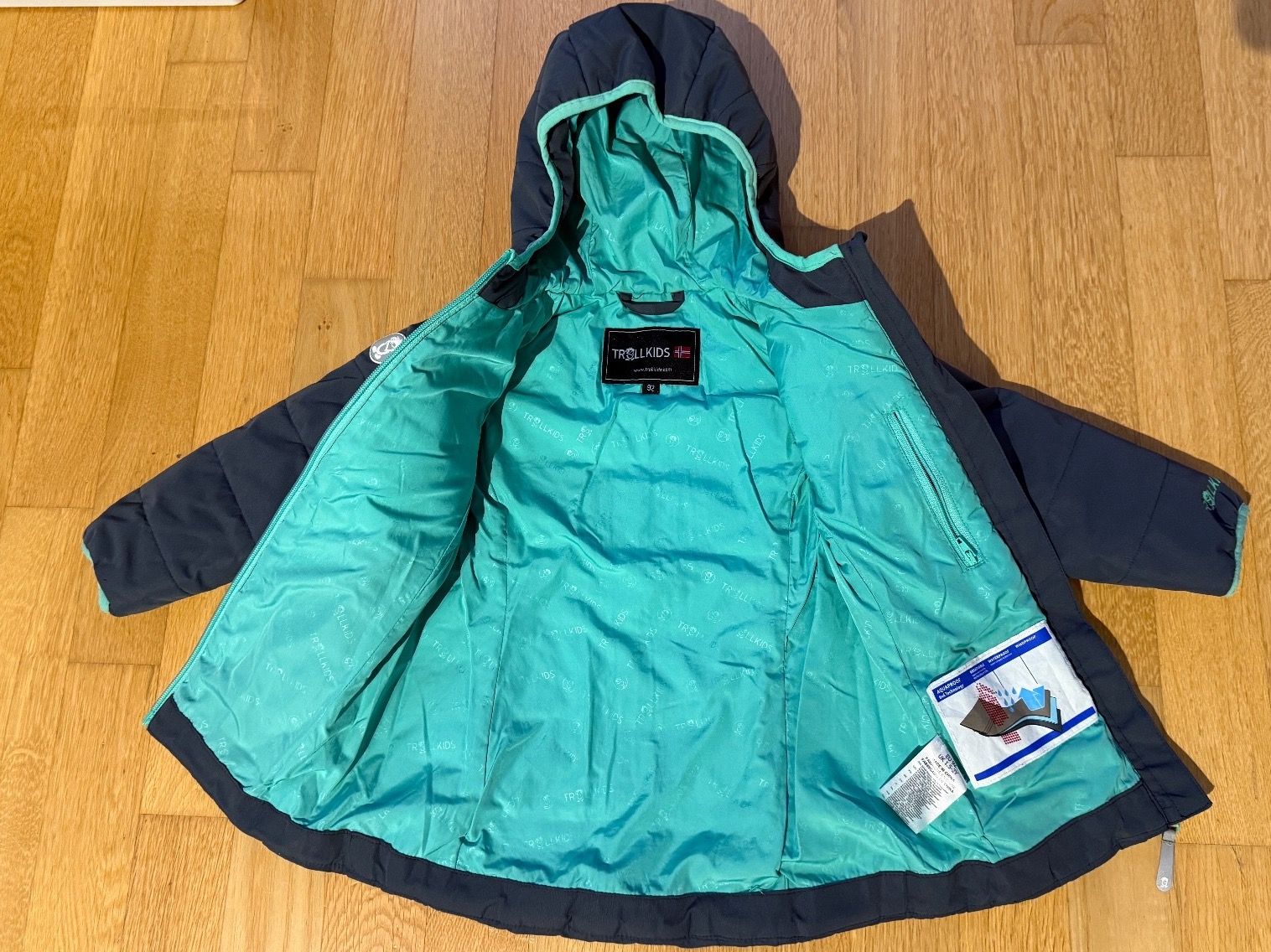Trollkids Vestes & Manteaux: Trollkids Jacke/Mantel, Grösse 92 – D'occasion à Baden par polveres 3