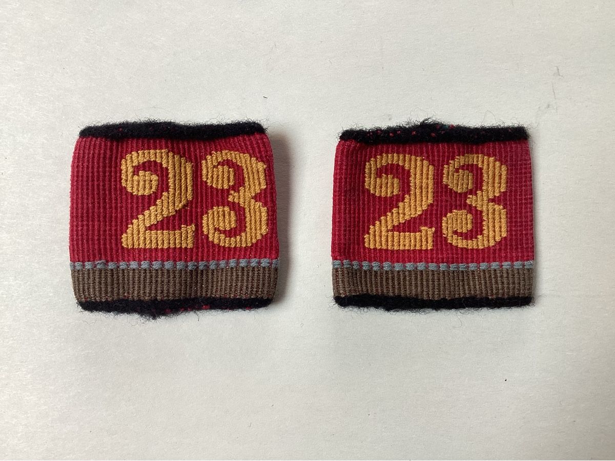 Schweizer Armee Uniformen: Abzeichen Arme Patten Nr 23 – Gebraucht aus niederurnen von Hagugelmann