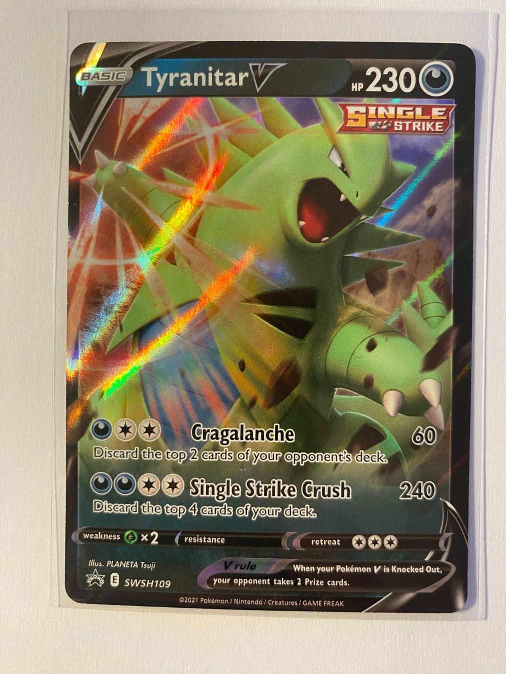 Pokémon Carte collezionabili: Pokemon Tyranitar V SWSH 109 EN – Nuovo (secondo la descrizione) da Weingarten-Kalthäusern venduto da McGmavlo