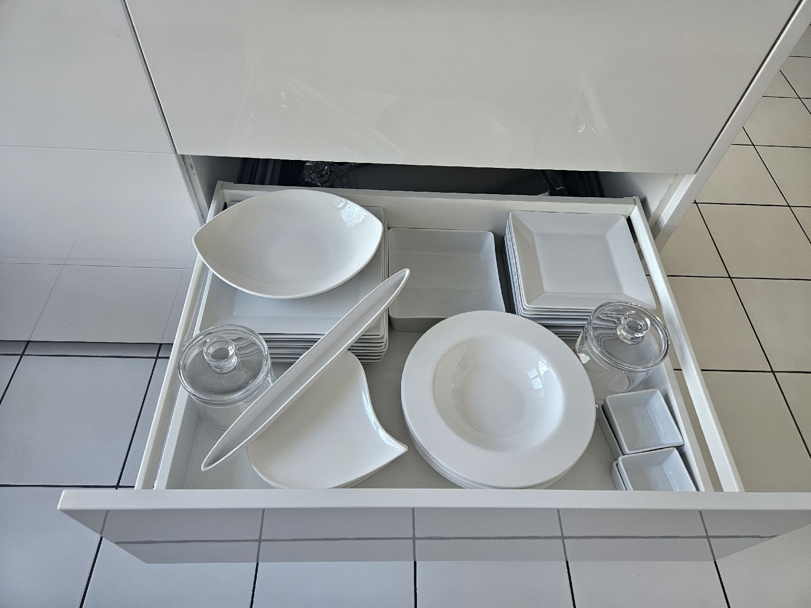 Cucine complete: Kücheninsel Hochglanz – Usato da Ostermundigen venduto da Msmash 5