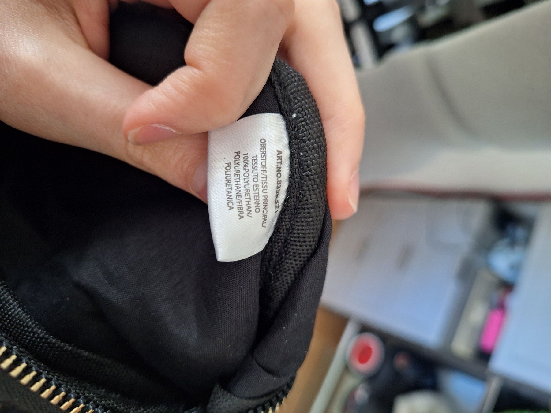 Sacs femmes: Glitzer Bauchtasche – D'occasion à Teufenthal AG par boebe071 5