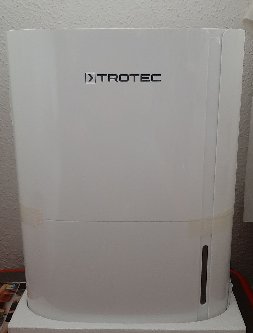 Trotec Deumidificatori: TROTEC Luftentfeuchter TTK 66E gegen Feuchtigkeit – Nuovo e nell'imballaggio originale da Hochdorf venduto da Amazone0 1