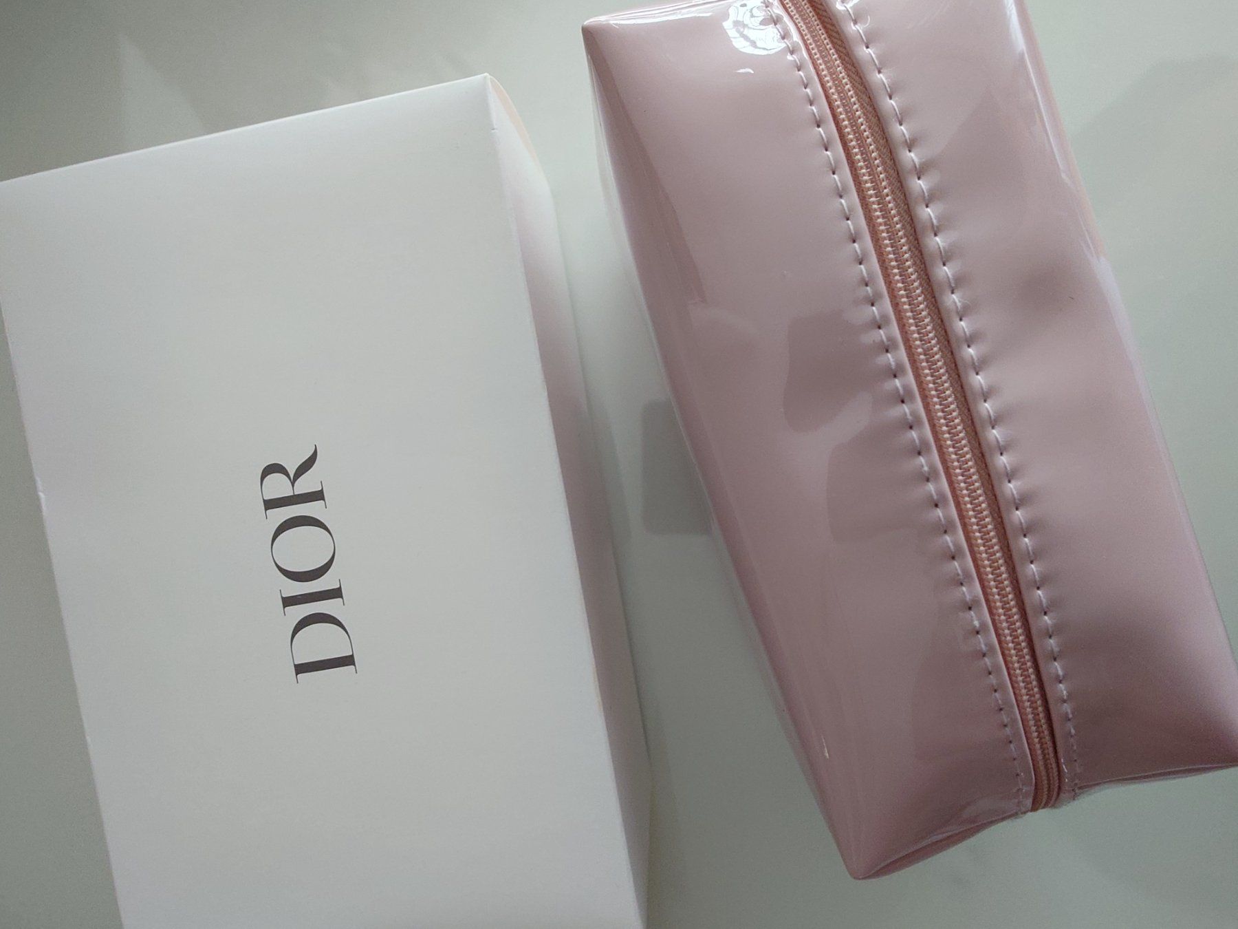 Dior Kosmetikkoffer: Dior Necessaire – Neu und originalverpackt aus Bern von Dzena87 1