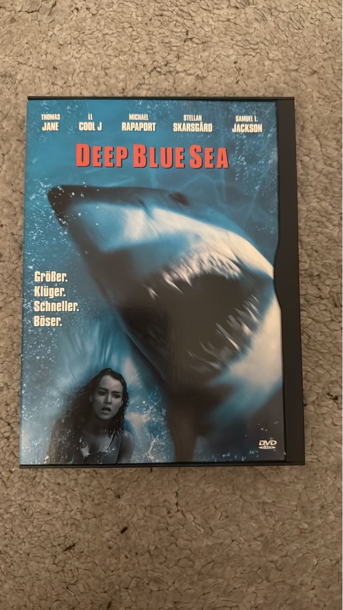 Tutti i DVDs: Deep Blue Sea DVD guter Zustand – Nuovo (secondo la descrizione) da Herisau venduto da Pat_Wi88