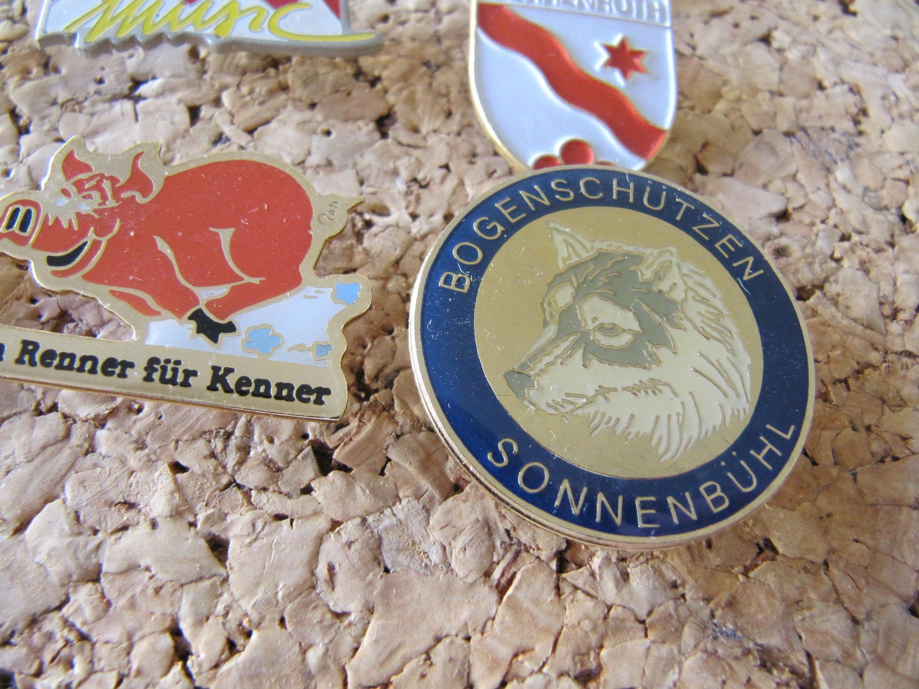 Swiss Placchette & Badge: Pin - Sammlung  #P10 – Usato da Basel venduto da Kuba2 4