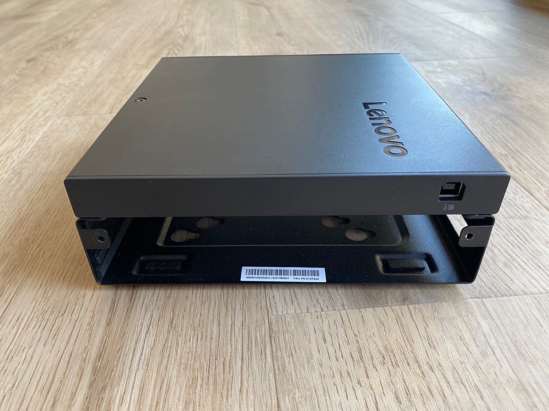 Lenovo PCs: Lenovo ThinkCentre Tiny USB DVD-Brenner inkl. Tiny Halterung – Gebraucht aus Wetzikon ZH von BackToRetro 2