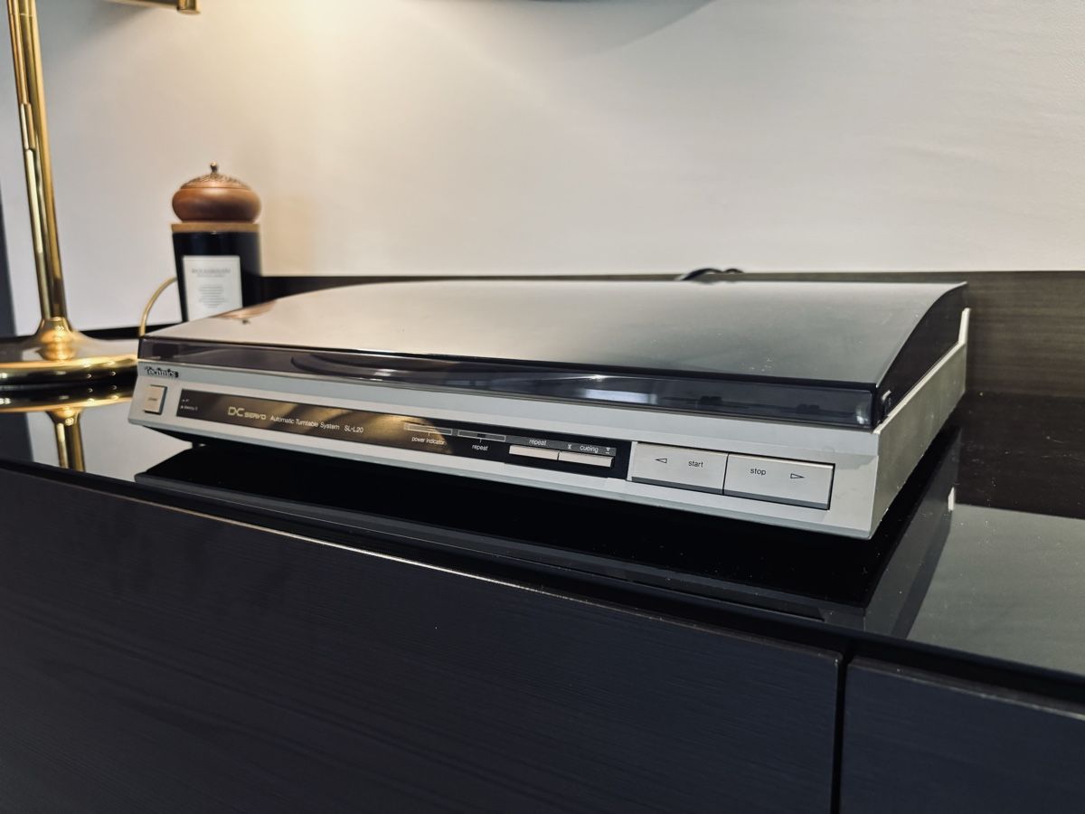 Technics Giradischi: Technics SL-L20 Plattenspieler DC Servo Automatic – Usato da Oetwil an der Limmat venduto da misssenzapensieri 2