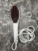 Haarglättungsbürste Fast Hair Straightener weiss gebraucht