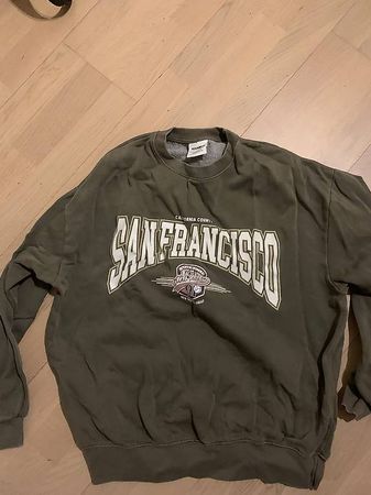 Pull&Bear Sweater