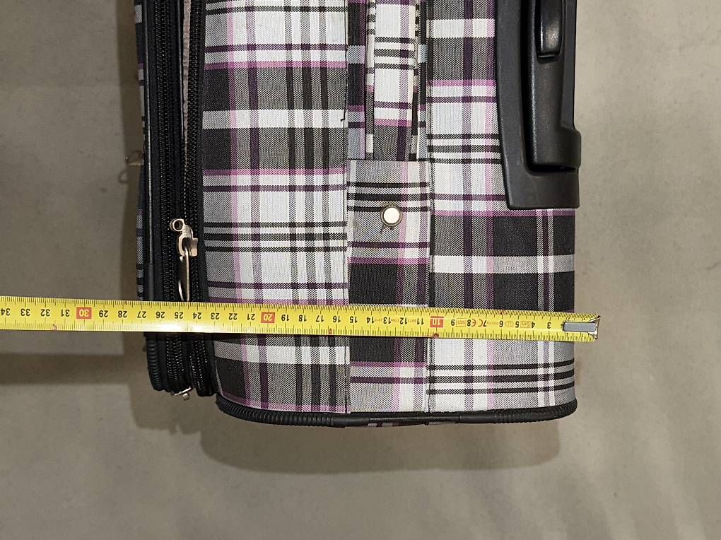 Valigie: Reisekoffer Gross – Usato da Niederuzwil venduto da Lisascloset 2