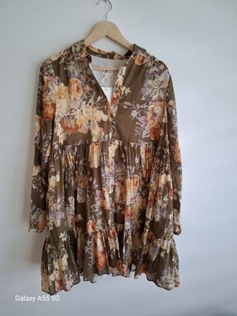 Robe Sézane Hilma fleurs verte taille 36 longueur 87cm