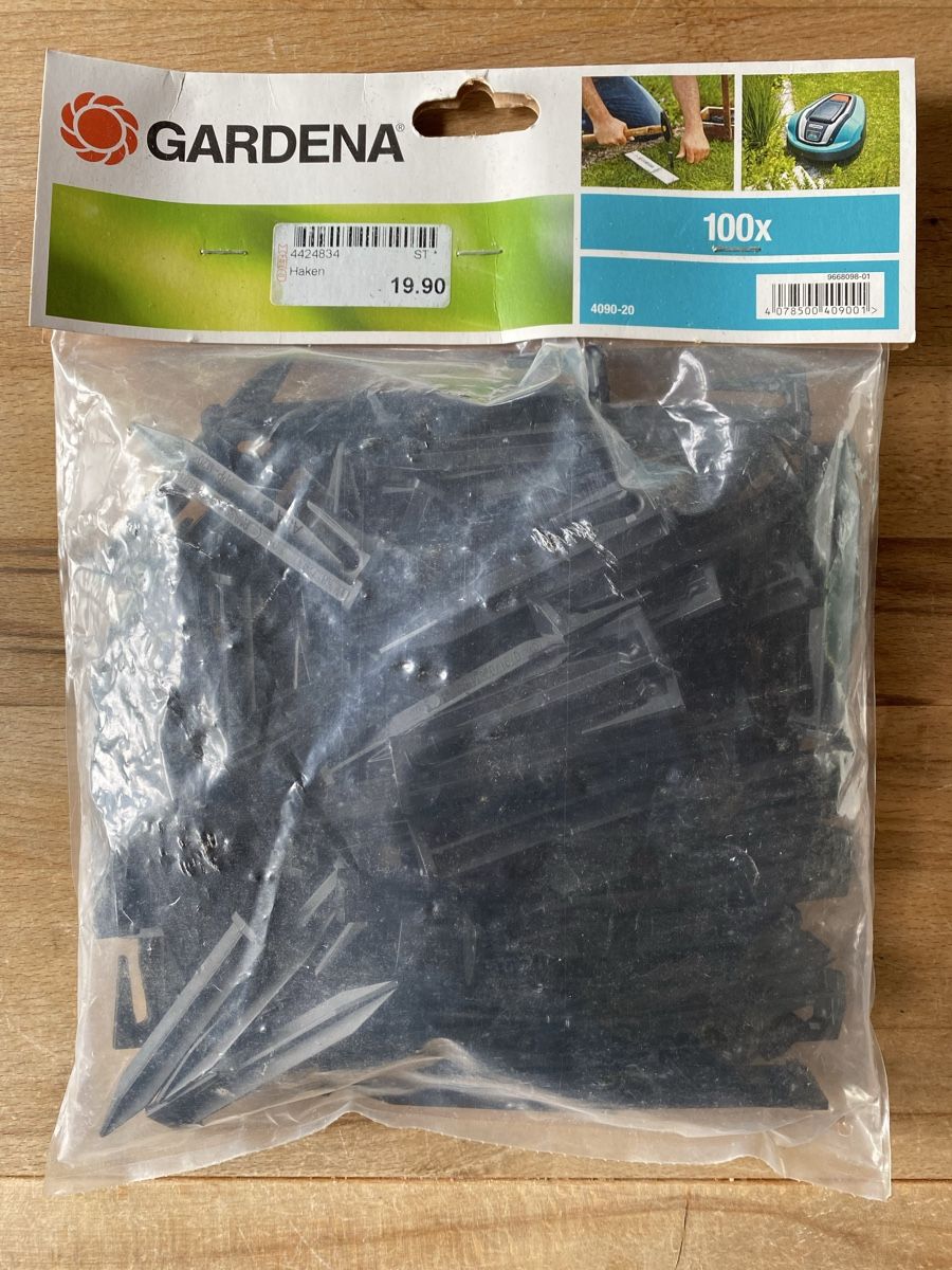 Gardena Eisenwaren: Gardena Haken 100x – Neu (gemäss Beschreibung) aus Bolligen von Meanstreak