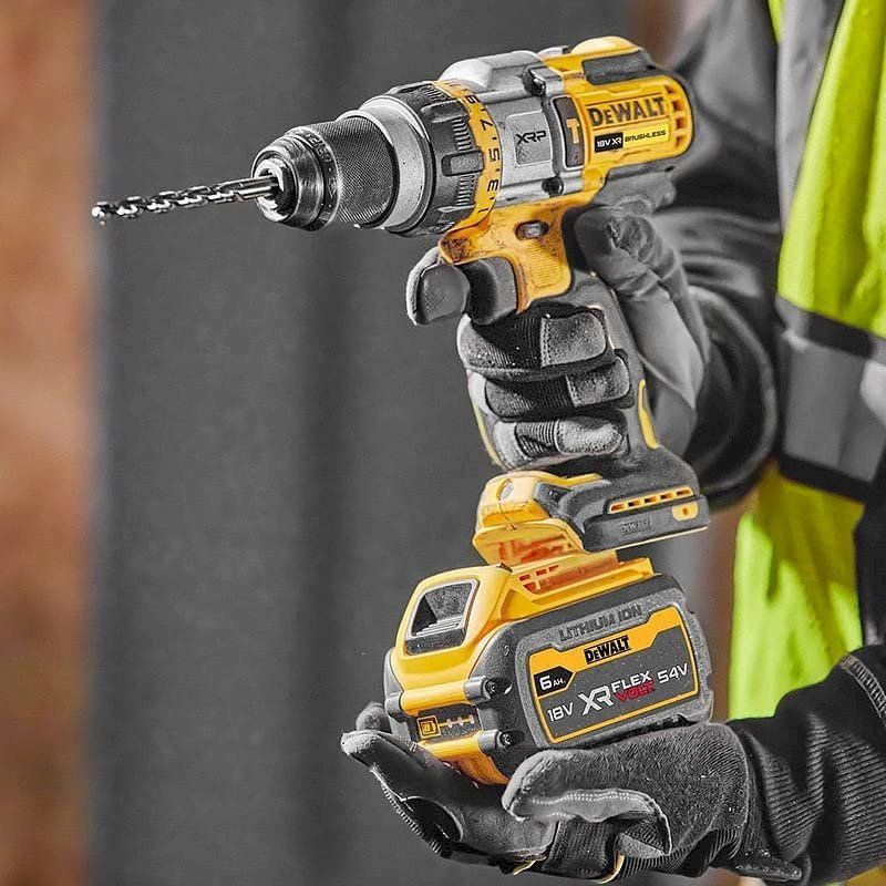 Dewalt Perceuses: DeWalt DCD999NT-XJ Schlagbohrschrauber – Neuf avec emballage d'origine à Bottighofen par zaap 2