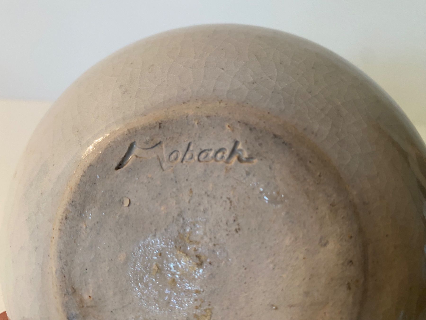 Vasi & Recipienti: Kleine Mobach Keramik Vase, hellgrau mit Grün – Usato da Ballwil venduto da ClassicGallery 4
