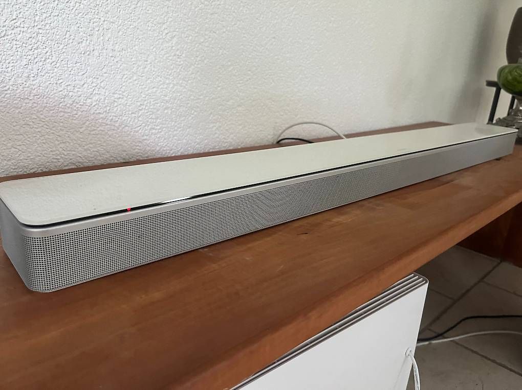 Bose Casse acustiche: Bose Soundbar 700 und Subwoofer – Usato da Ermenswil venduto da samadhi101