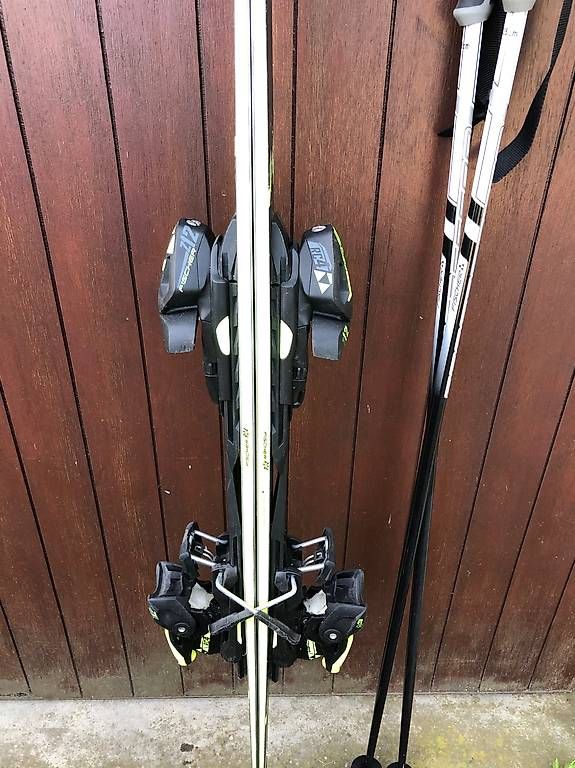 Skis: Fischer Carving Ski – Gebraucht aus Subingen von baggertoy 2