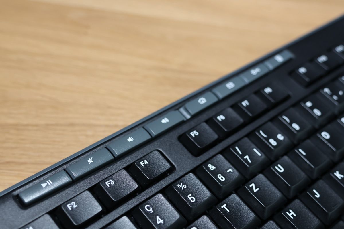 Logitech Tastiere: Logitech kabellose Tastatur K270 – Usato da St. Gallen venduto da UsDeSchwiz 2