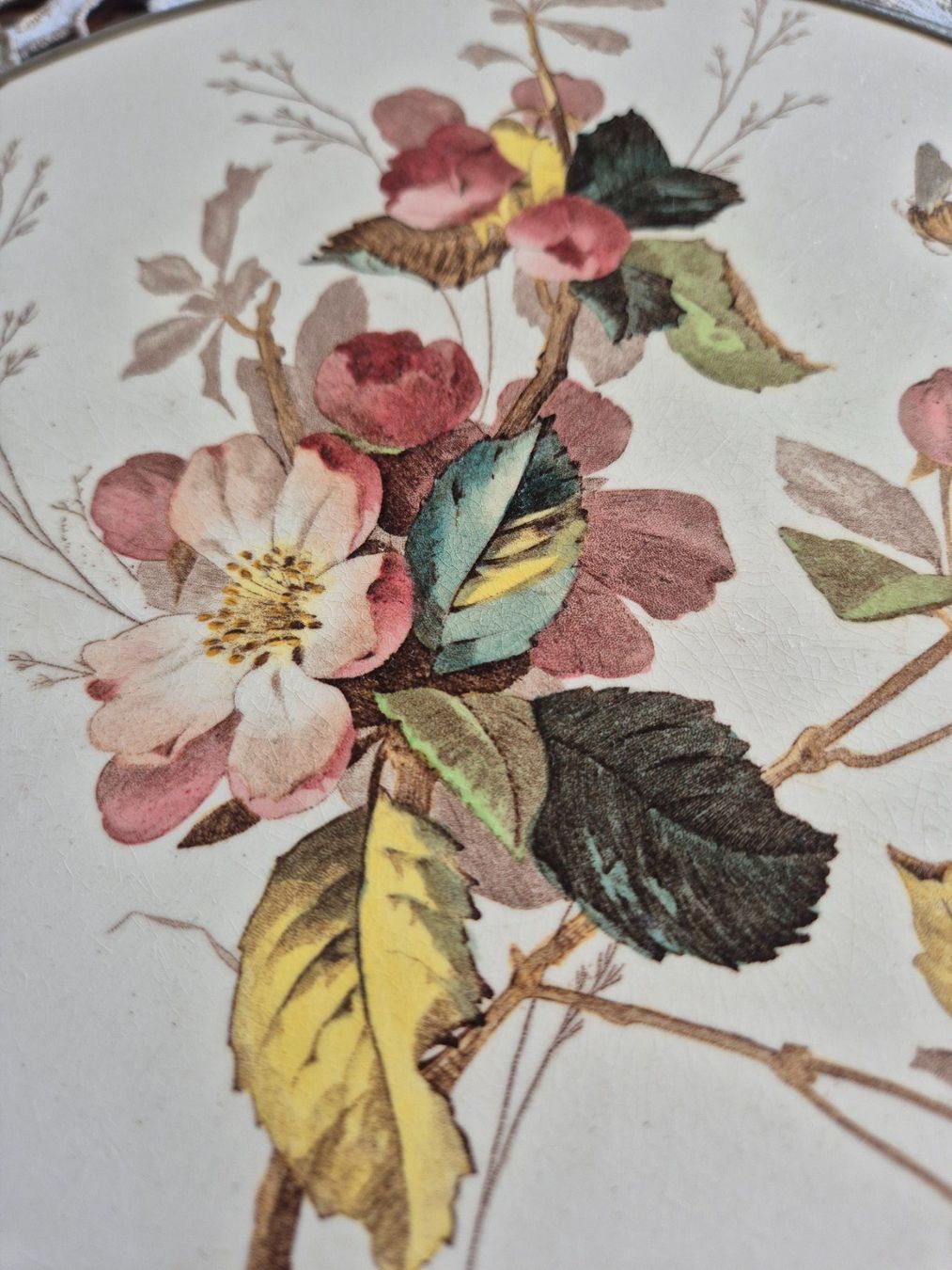 Plateaux: Antike Serviertablett mit Blumenmuster – D'occasion à Bern par aronari 6