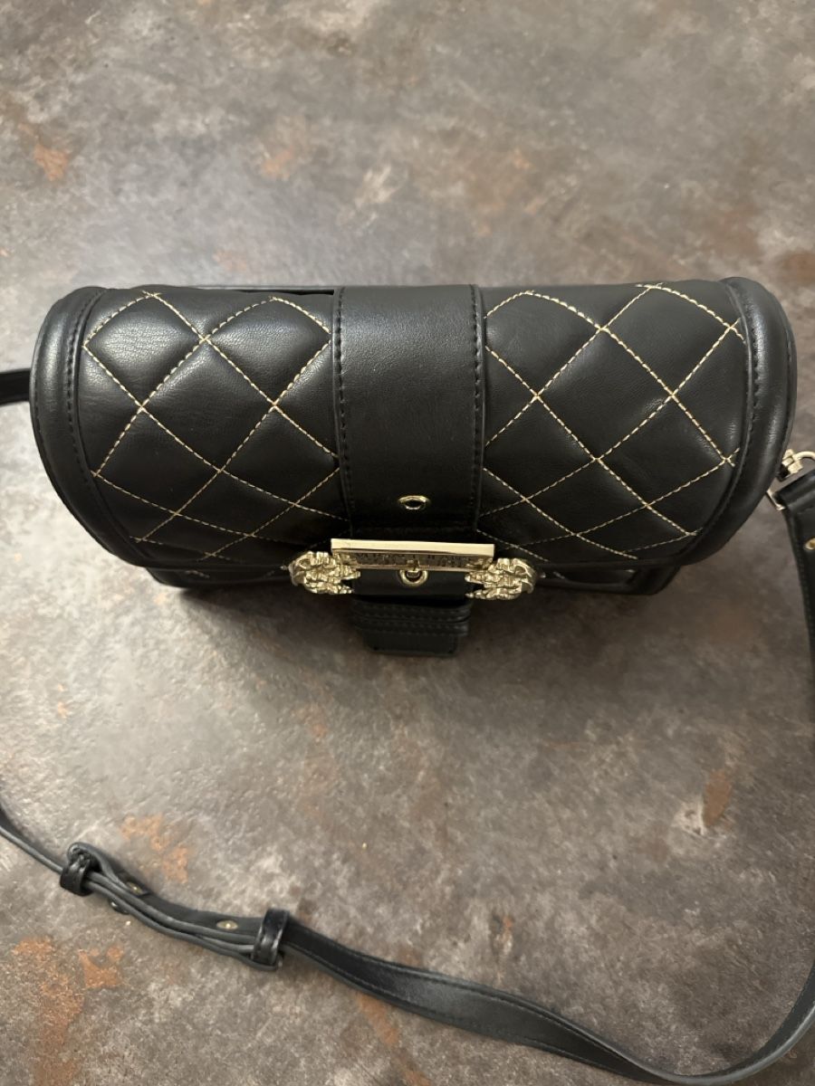 Versace Borse da donna: Versace Jeans Couture borsa nera, come nuova!  – Nuovo (secondo la descrizione) da  venduto da  2
