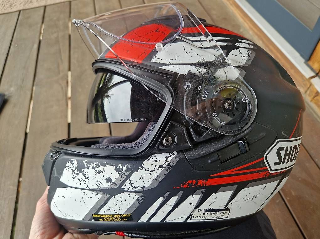 Helme & Visiere: SHOEI Helm Gr.S – Gebraucht aus Murten von fjr_q7d7