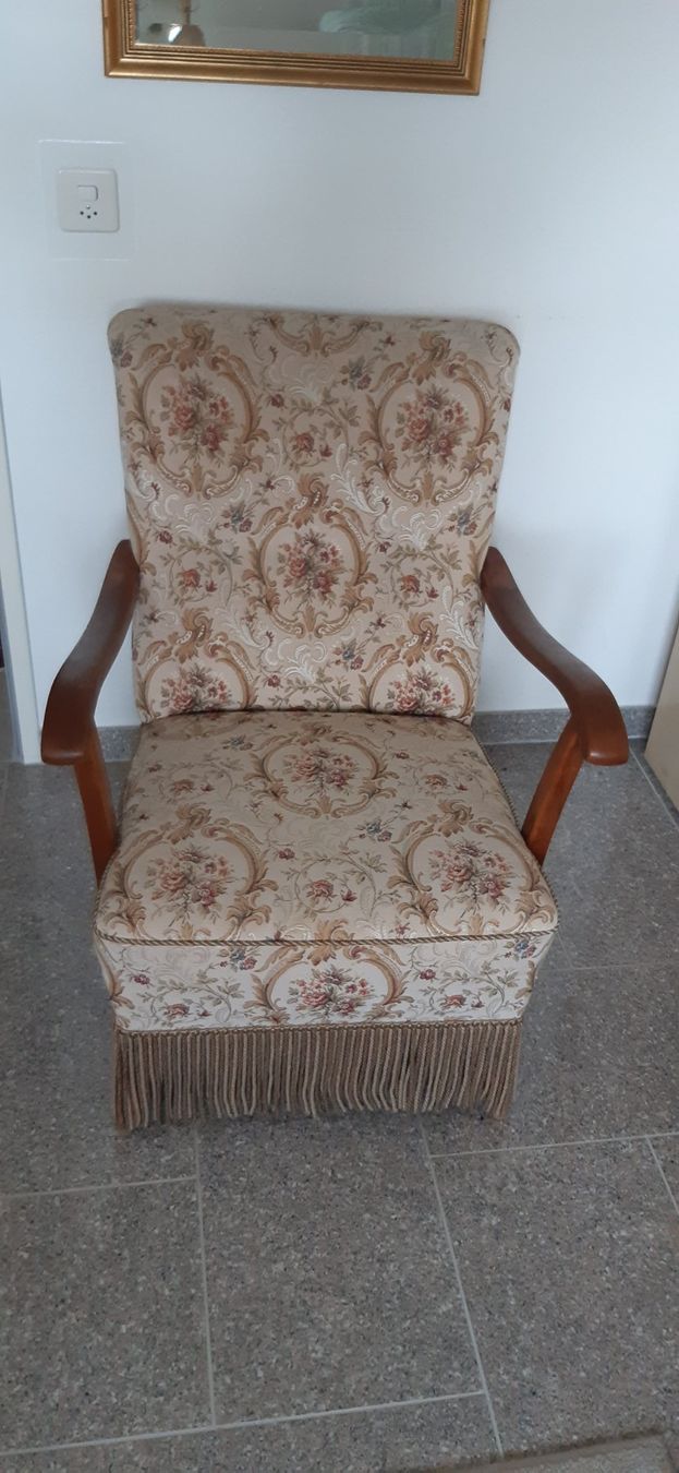 Poltrone: Antik Sessel – Usato da Füllinsdorf venduto da Salvi60