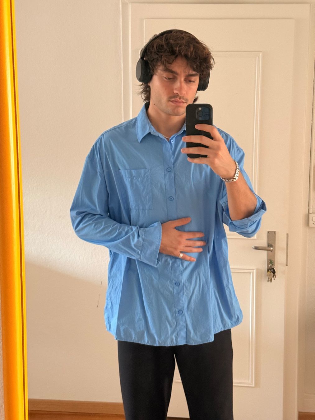 Hemden: Hellblaues Oversize Hemd – Gebraucht aus Zürich von Basilou98 1
