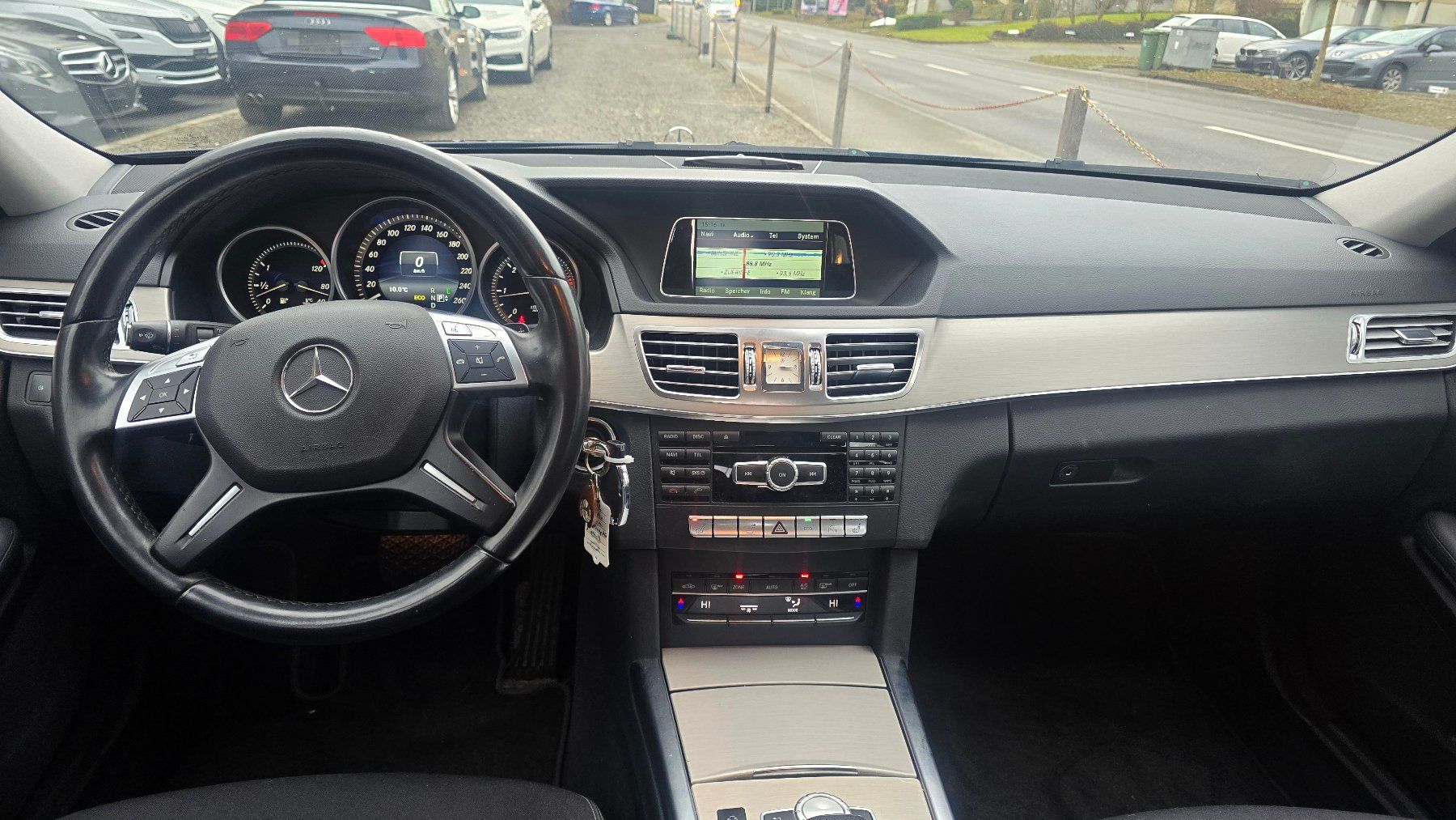 Mercedes-Benz Autos: MERCEDES-BENZ E250 CDI 4matic – Gebraucht aus Emmenbrücke von meu_2j8p 5