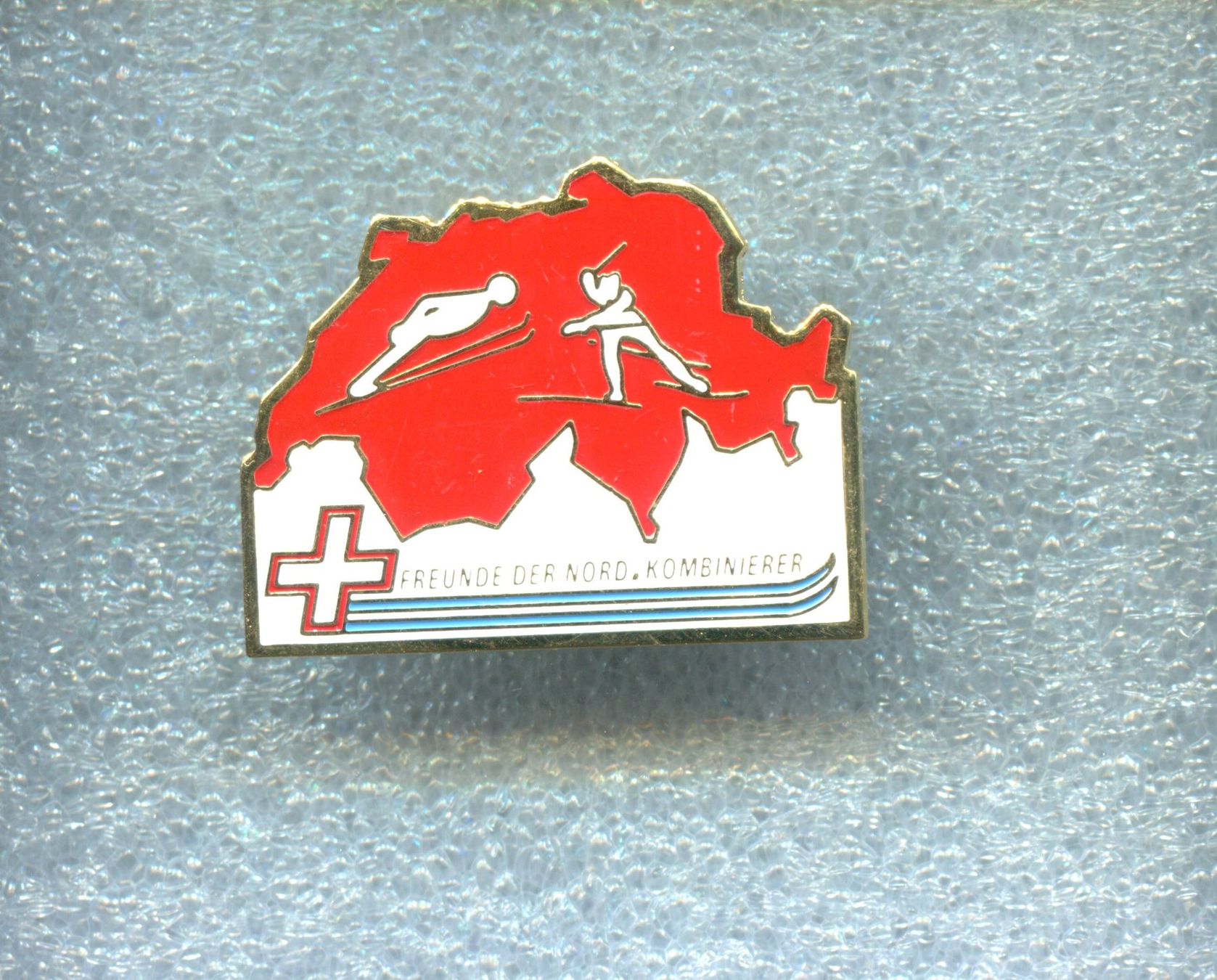 Placchette & Badge: Schweiz  FREUNDE DER NOR.KOMBINIERER – Usato da Winterthur venduto da Sammleroase