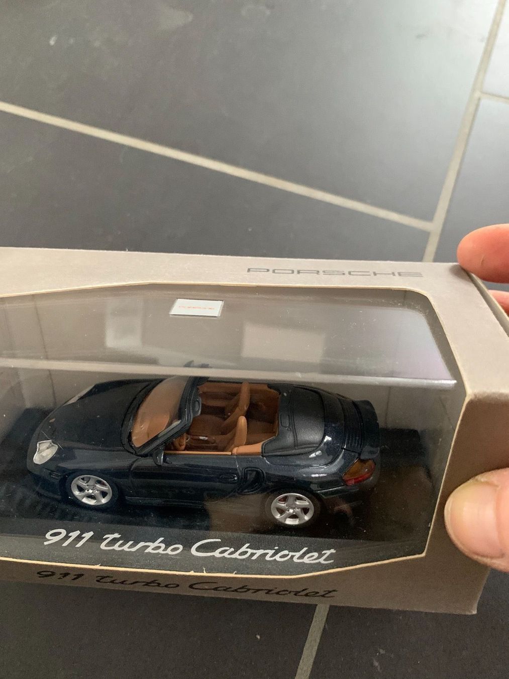 Porsche Modellautos: Neu Porsche 911 Turbo Cabrio  Modellauto – Neu und originalverpackt aus Oberweningen von Jogi2 1
