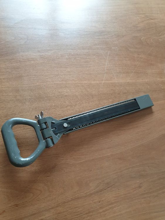 Laubsäge Set Mit 7 Sägeblättern - 360° Drehbare Feinsäge Für Holz & Metall